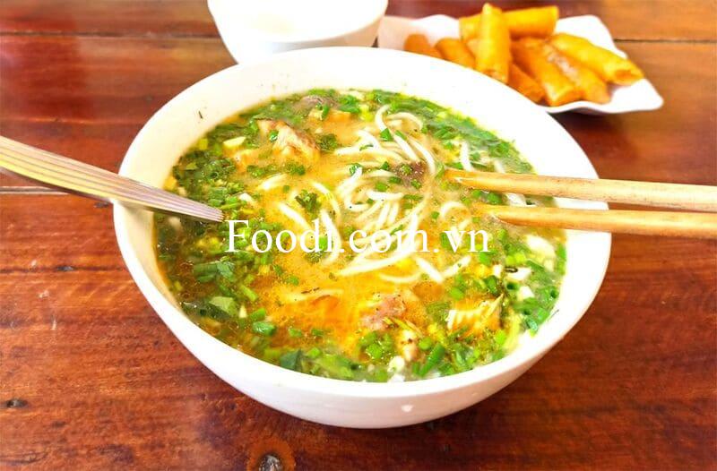 Top 10 Quán bánh canh Quảng Bình ngon giá bình dân nườm nượp khách