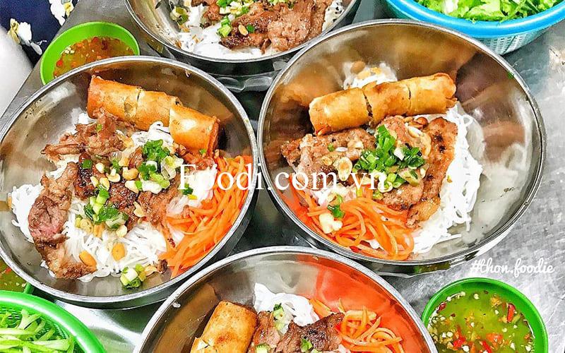 Top 10 Quán ăn trưa Tân Phú ngon giá rẻ bình dân luôn đông khách